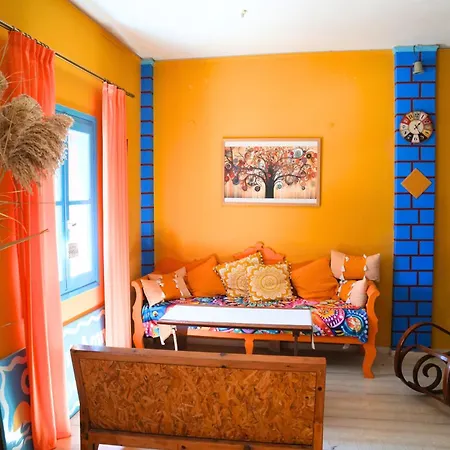 Chrissi Ammos Hostal