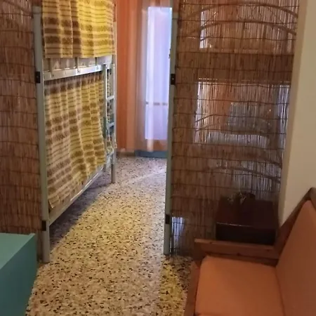 Chrissi Ammos Hostal