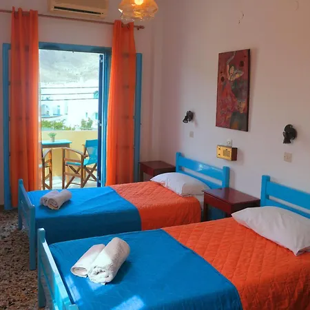 Chrissi Ammos Hostel Perísza