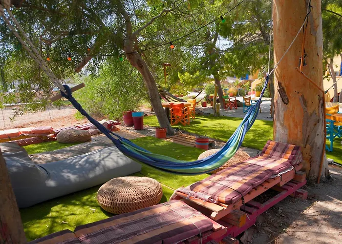 Chrissi Ammos * Perissa (Santorini)