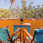 Chrissi Ammos Perissa (Santorini)