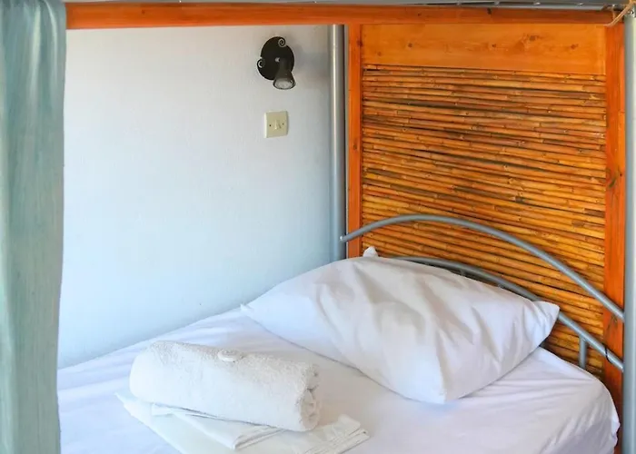 Chrissi Ammos Perissa (Santorini)