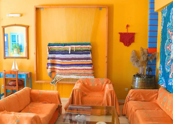 Hostel Chrissi Ammos Perissa (Santorini)